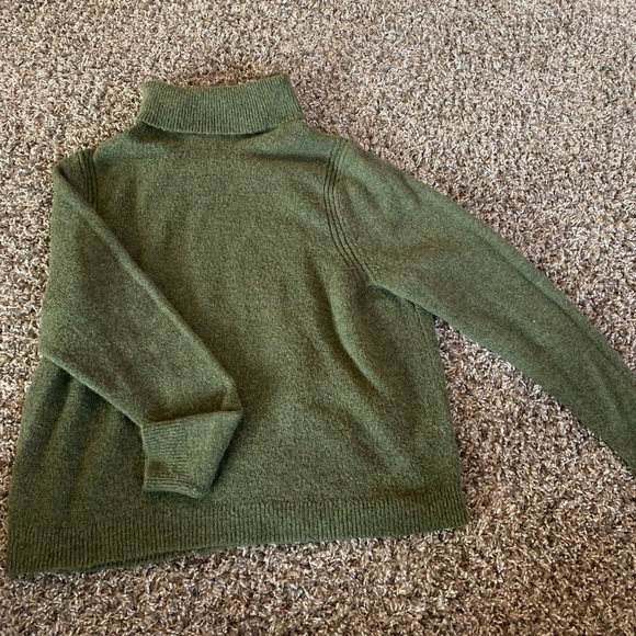 Olive Green Turtle Neck Sweater A New 